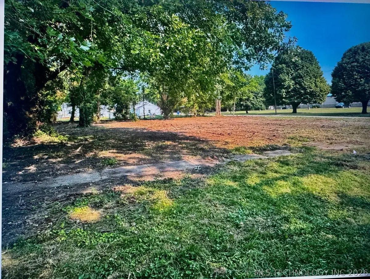 533 N Smith Street, Vinita, OK 74301 - #1