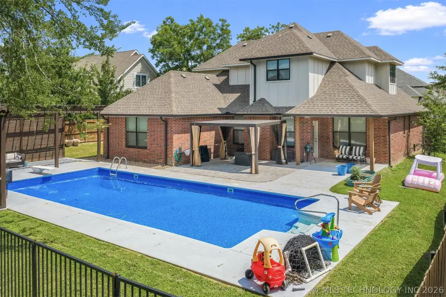1707 Warwick Circle, Ardmore, OK 73401 - #3