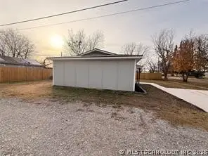 606 N Broadway Avenue, Haskell, OK 74436 - #3