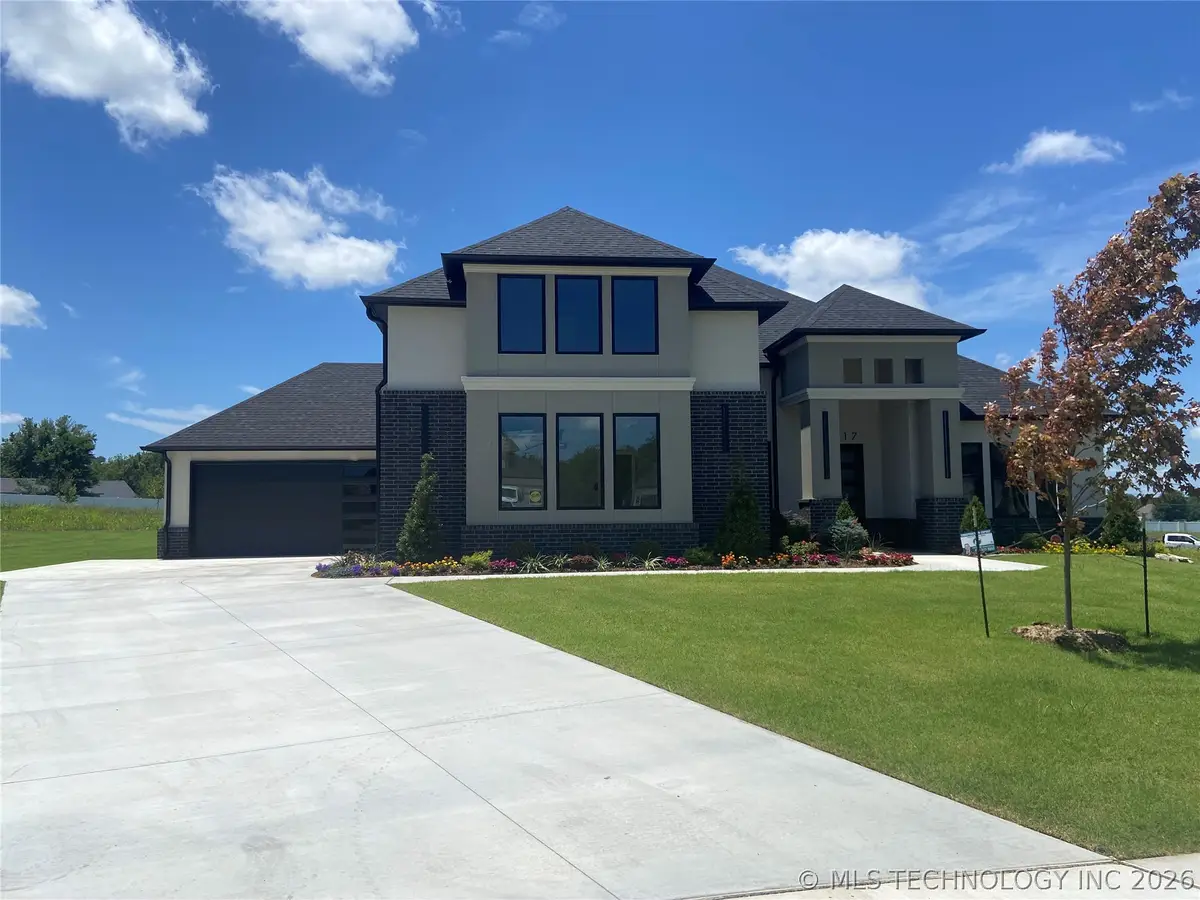 8117 E Elgin Street, Broken Arrow, OK 74014 - #1