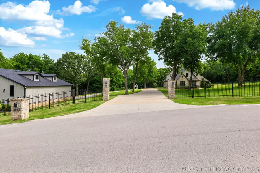 2828 W 78th Street, Tulsa, OK 74132 - #2