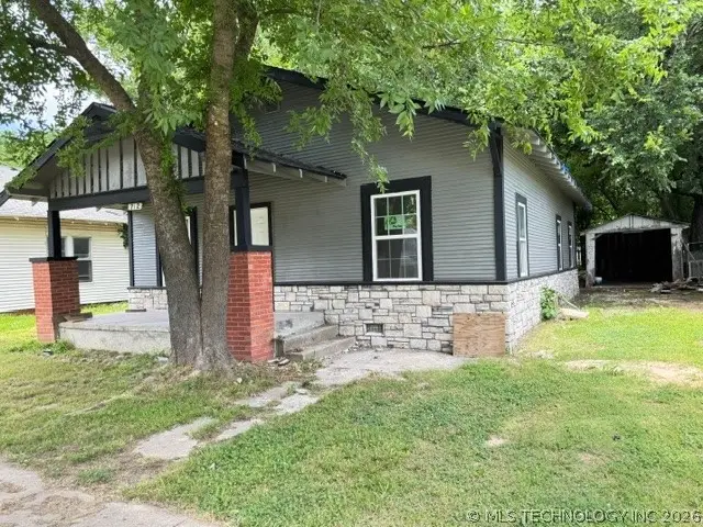 712 W 9th, Ada, OK 74820 - #1