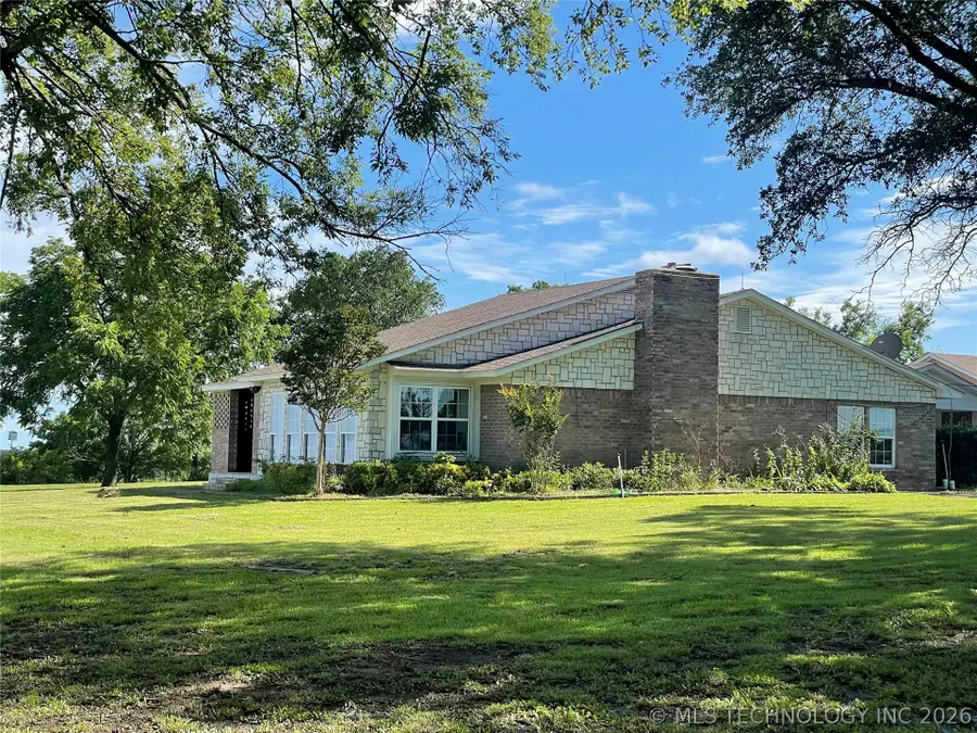 401 S Chickasaw, Kingston, OK 73439 - #2