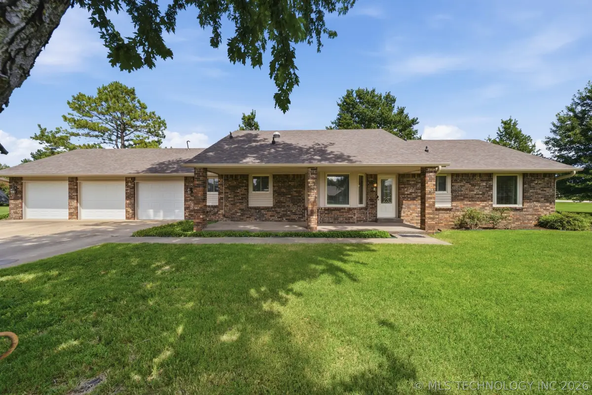 8261 N 162nd East Avenue, Owasso, OK 74055 - #1