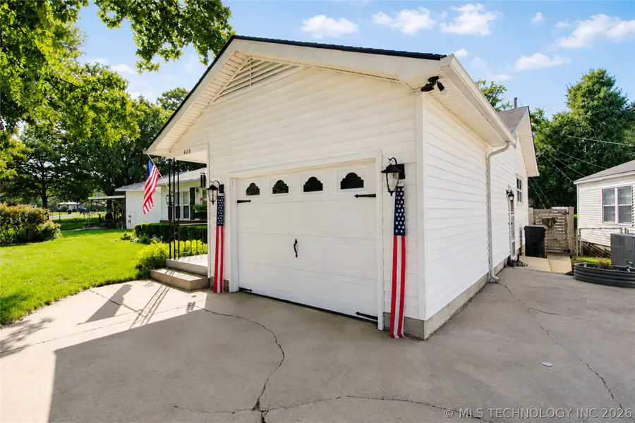 420 E 19th Street, Okmulgee, OK 74447 - #3