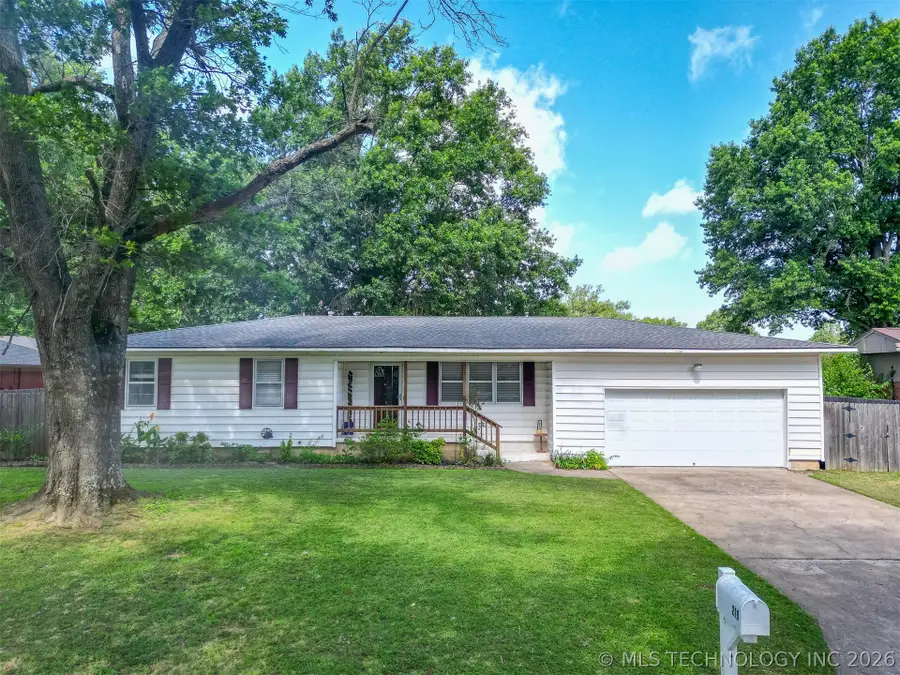 219 N Anthony Street, Muskogee, OK 74403 - #2