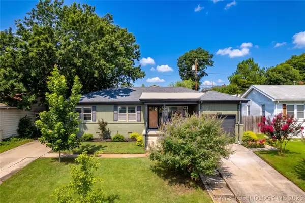 2422 S Hudson Place, Tulsa, OK 74114
