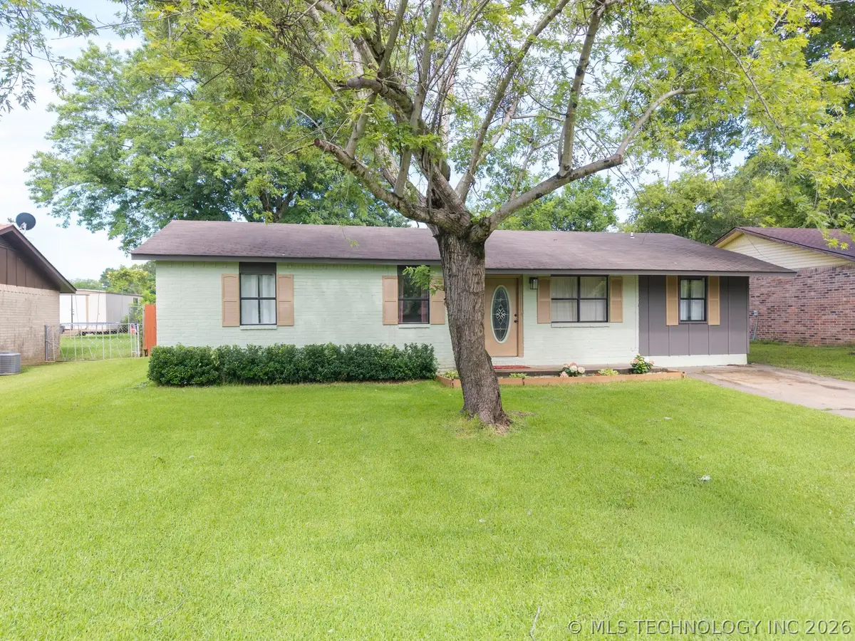 310 Grove, Poteau, OK 74953 - #1