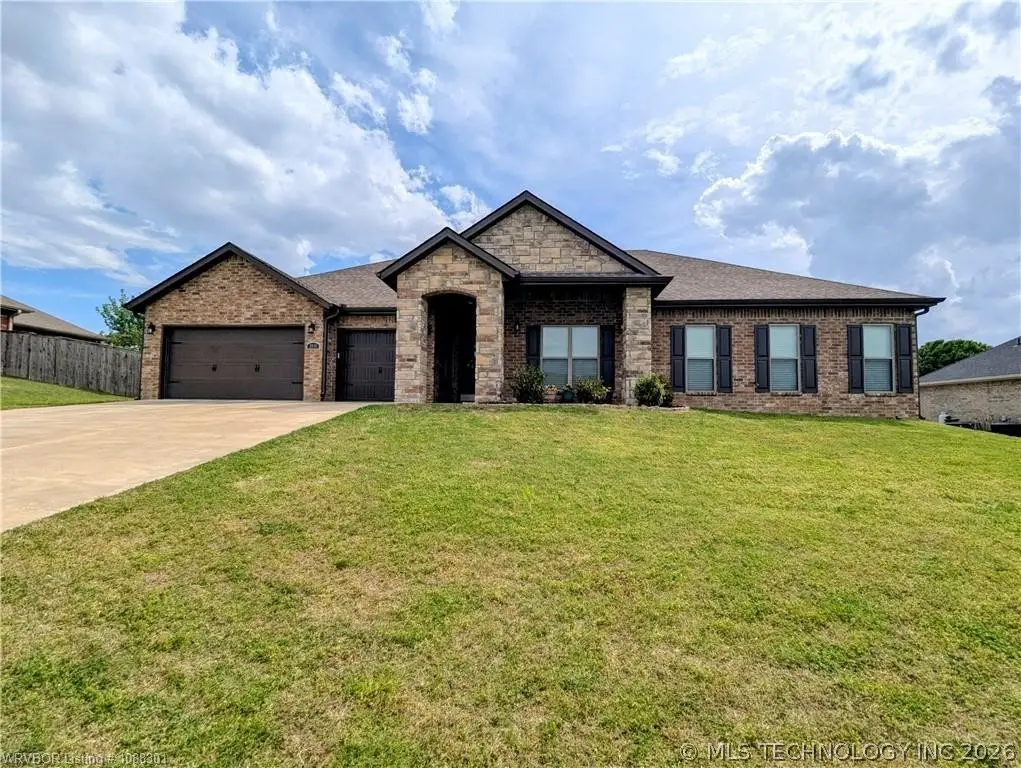 2035 Breckenridge Avenue, Sallisaw, OK 74955 - #1
