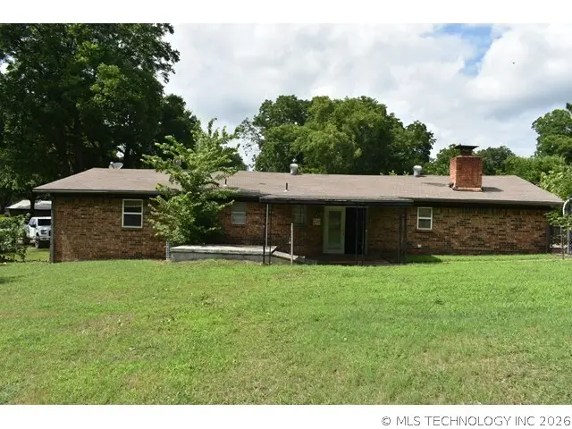 801 NW Redbud Street, Kingston, OK 73439 - #3