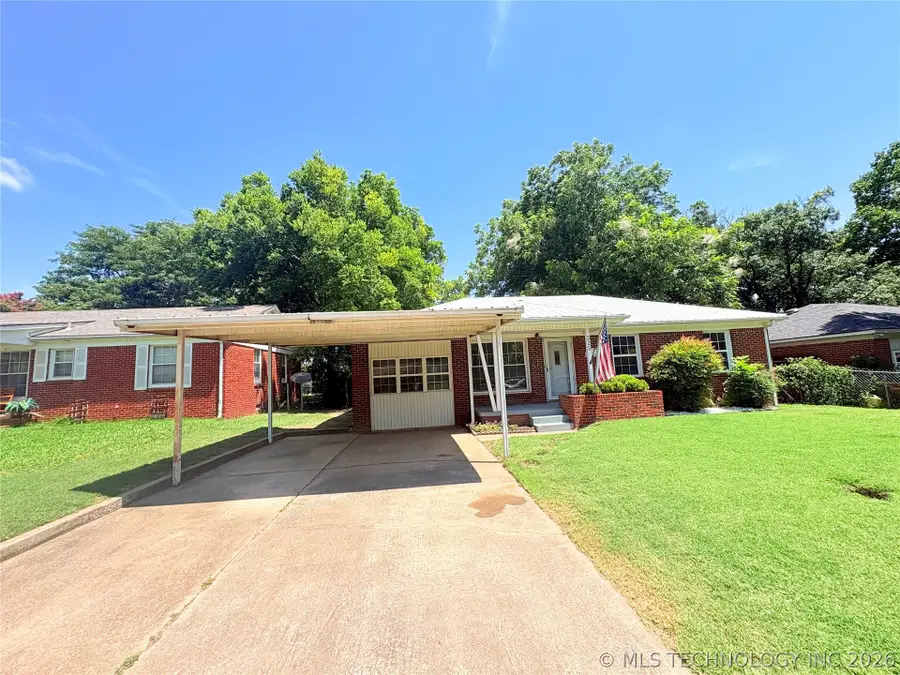 525 Locust, Ardmore, OK 73401 - #2