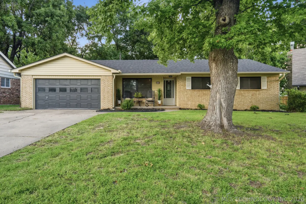 706 W Boston Place, Broken Arrow, OK 74012 - #1