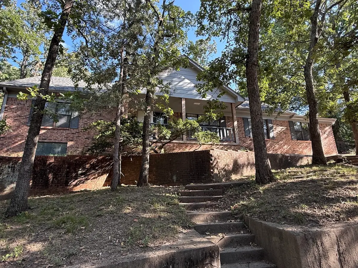 1444 Oakdale Drive, Bartlesville, OK 74006 - #1