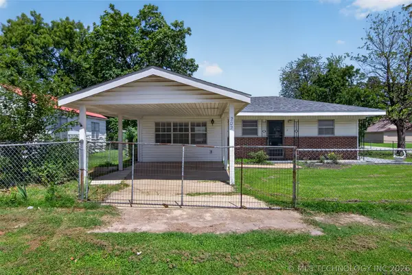 202 N Talihina Street, Salina, OK 74365