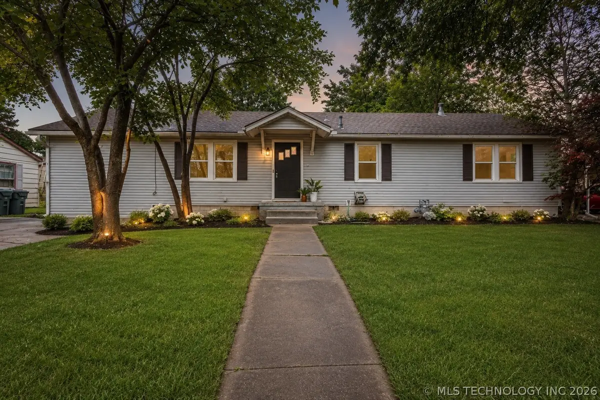 726 N Florence Avenue, Claremore, OK 74017 - #1