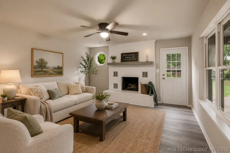 726 N Florence Avenue, Claremore, OK 74017 - #3