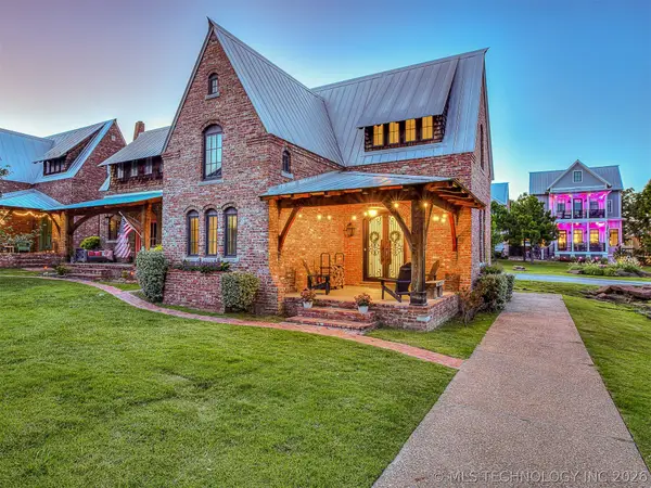 43 Redbud Street #D, Carlton Landing, OK 74432