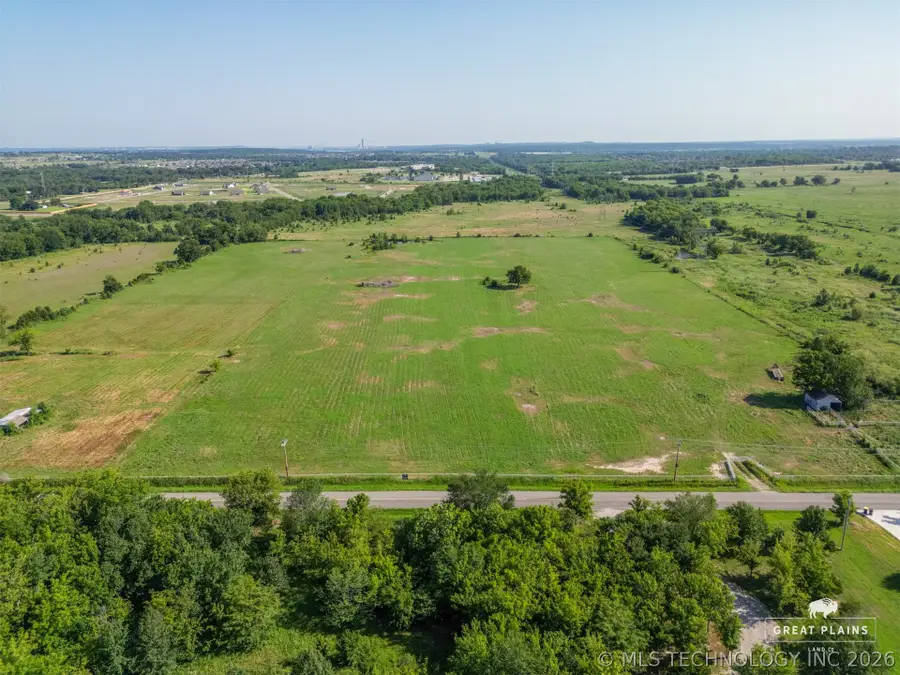3535 E 161st Street S, South Tulsa, OK 74133 - #3