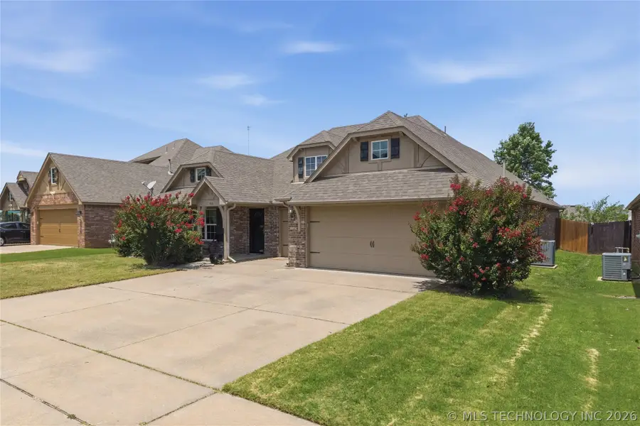 17511 E 43rd Street, Tulsa, OK 74134 - #2