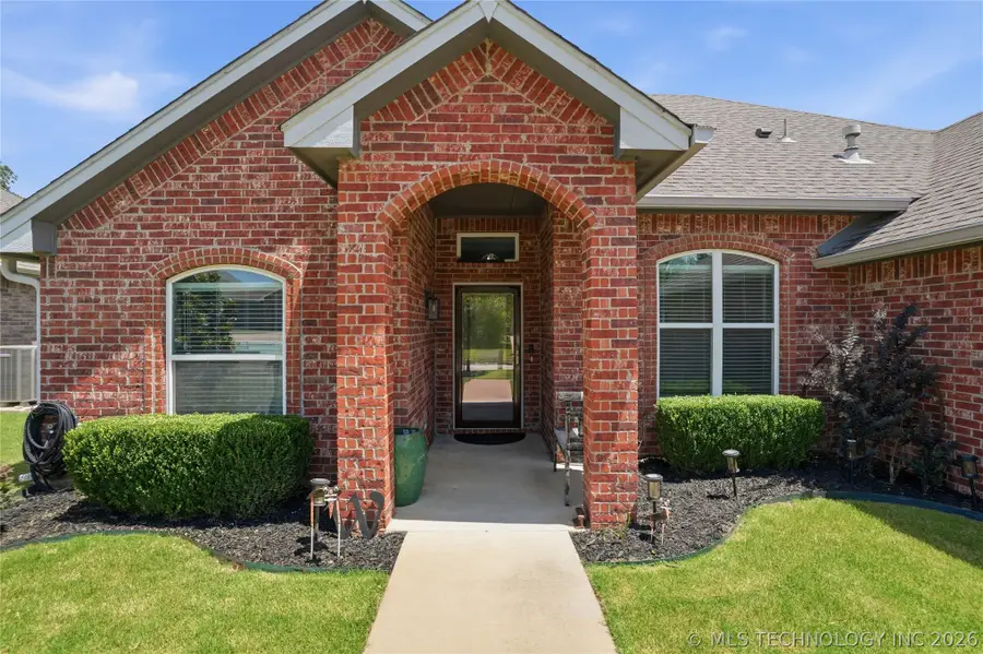 6415 E 146th Street S, Bixby, OK 74008 - #3