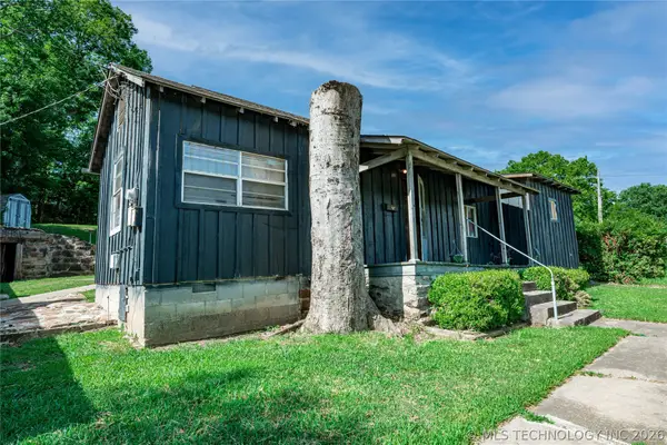 1020 W 1st Street, Hominy, OK 74035