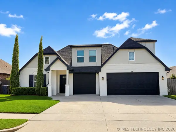2450 S Narcissus Court, Broken Arrow, OK 74012