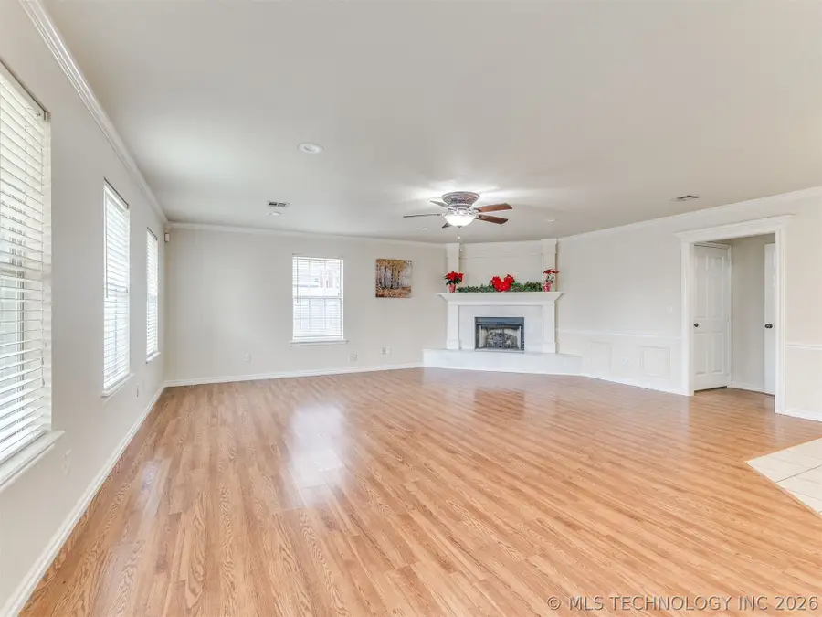 10592 E 142nd Street N, Collinsville, OK 74021 - #3