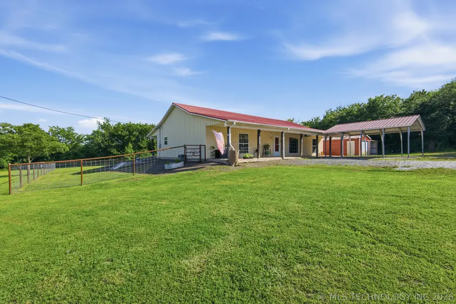 233 E 113th Street S, Oktaha, OK 74450 - #2