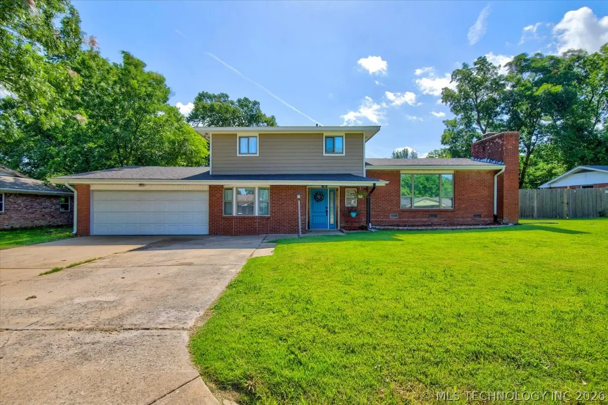 1708 Arbor Drive, Bartlesville, OK 74006 - #1