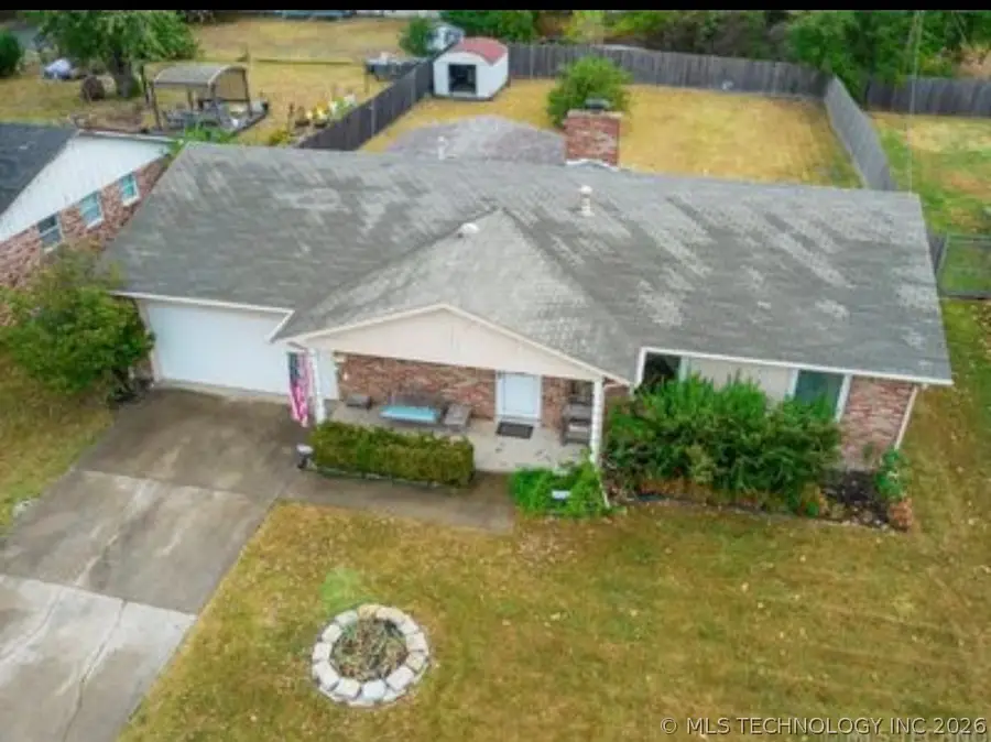 1025 N Hickory Place, Broken Arrow, OK 74012 - #3