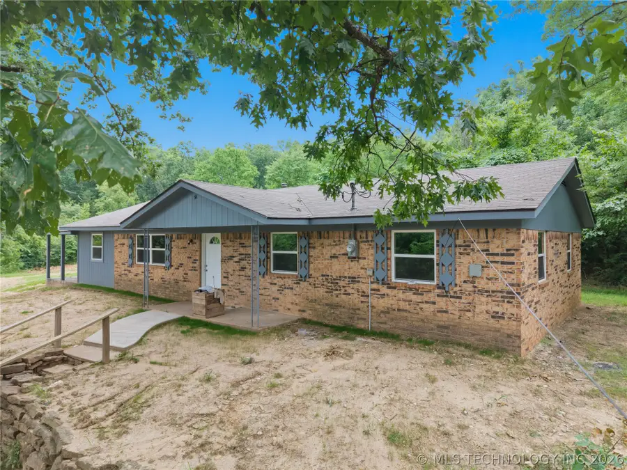 469518 E 899 Road, Stilwell, OK 74960 - #2