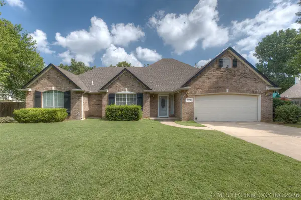 725 W 98th Street, Jenks, OK 74037