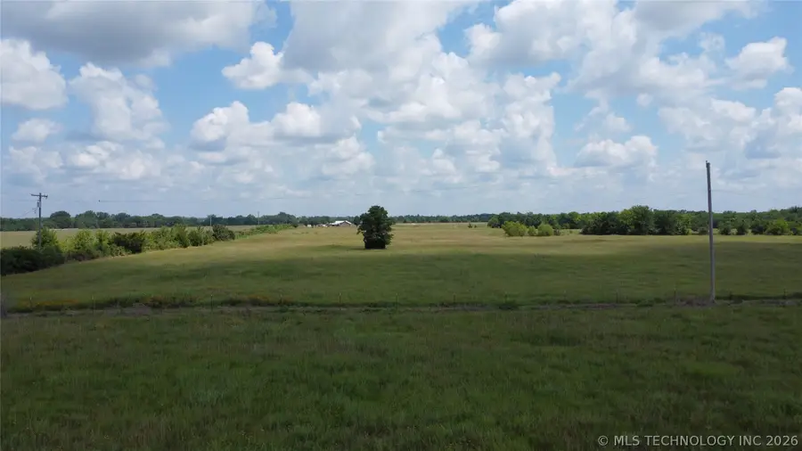 N Maple Street, Porum, OK 74455 - #3