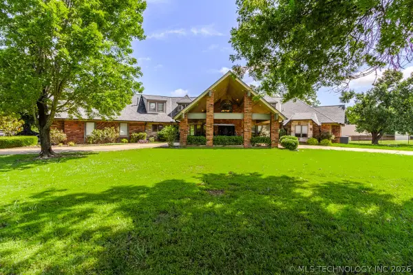 2200 W Blue Starr Drive, Claremore, OK 74017