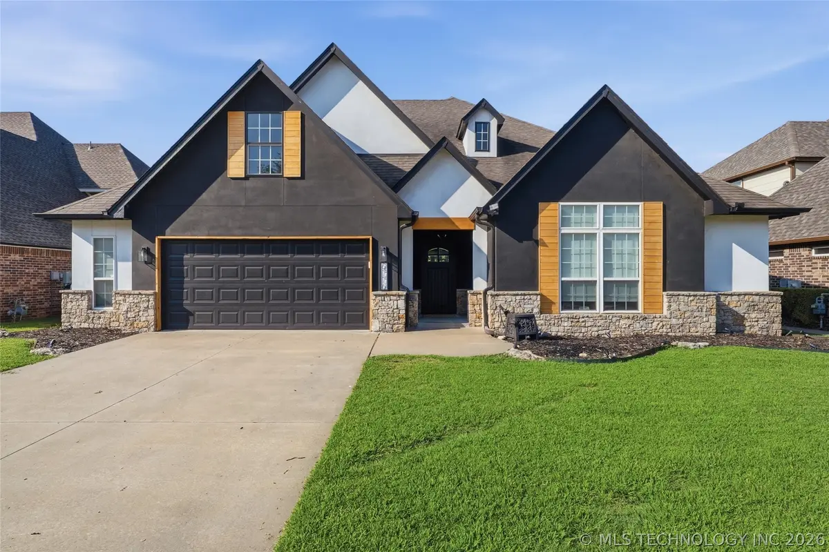 6776 E 127th Street S, Bixby, OK 74008 - #1