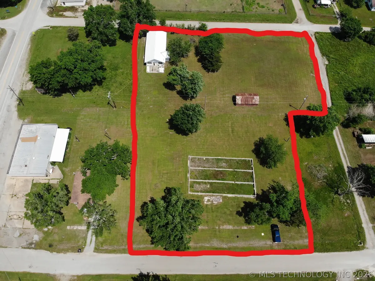 116 E 4th Street, Wynona, OK 74084 - #1
