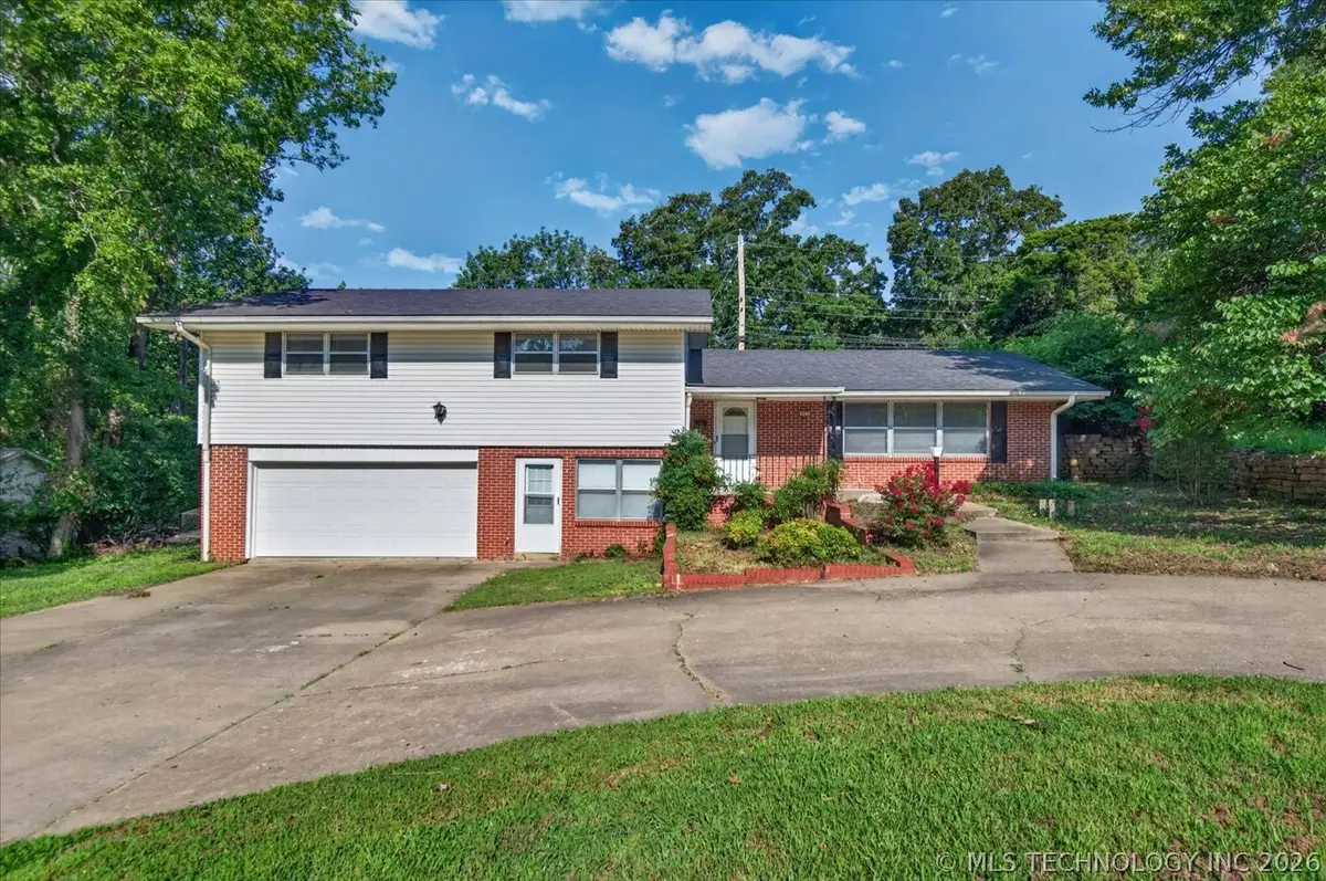 833 Winding Way, Bartlesville, OK 74006 - #1