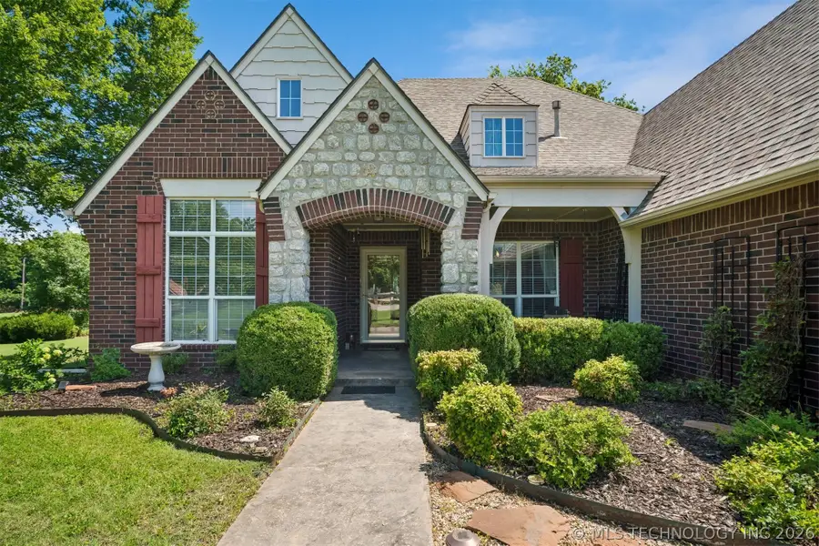7255 N 194th East Avenue, Owasso, OK 74055 - #3