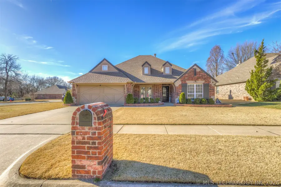 2324 S Kalanchoe Avenue, Broken Arrow, OK 74012 - #2