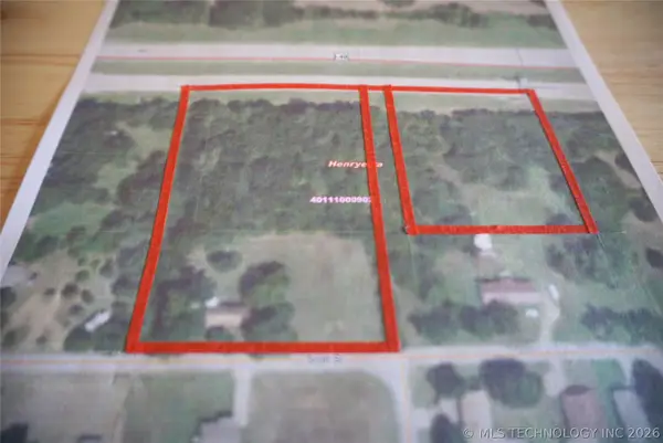 206 E Scott Street, Henryetta, OK 74437
