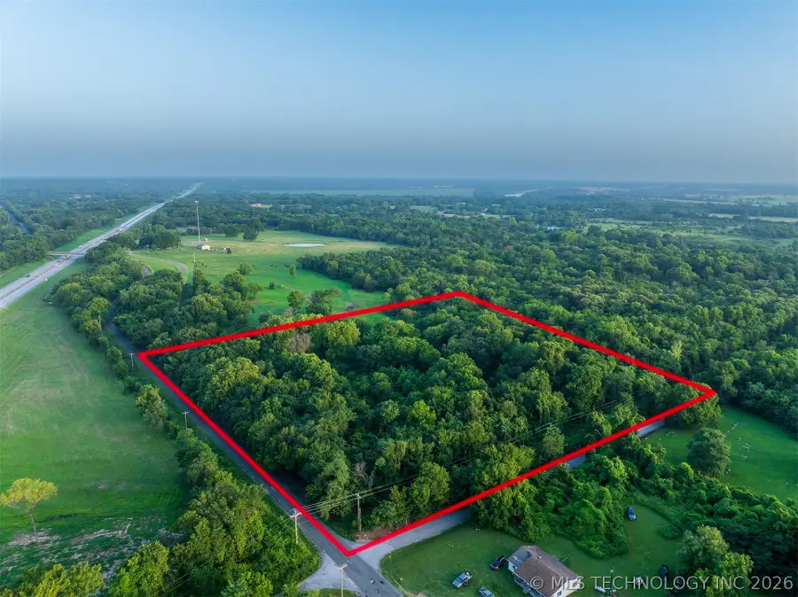 8 E 60th Street N, Porter, OK 74454 - #2