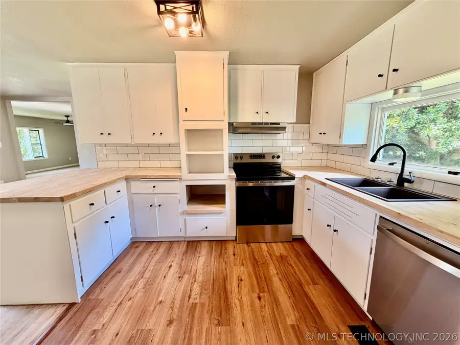 514 W Wichita Avenue, Cleveland, OK 74020 - #3