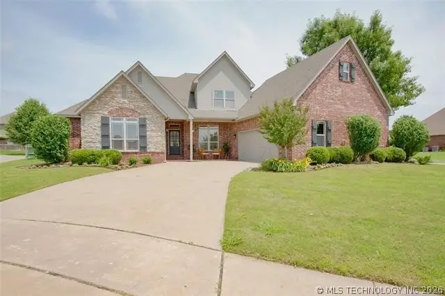 4201 N Lions Court, Broken Arrow, OK 74012 - #2