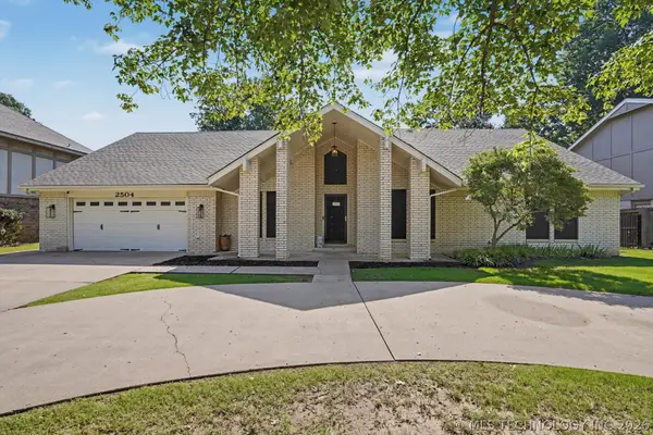 2504 Fort Davis Drive, Muskogee, OK 74403