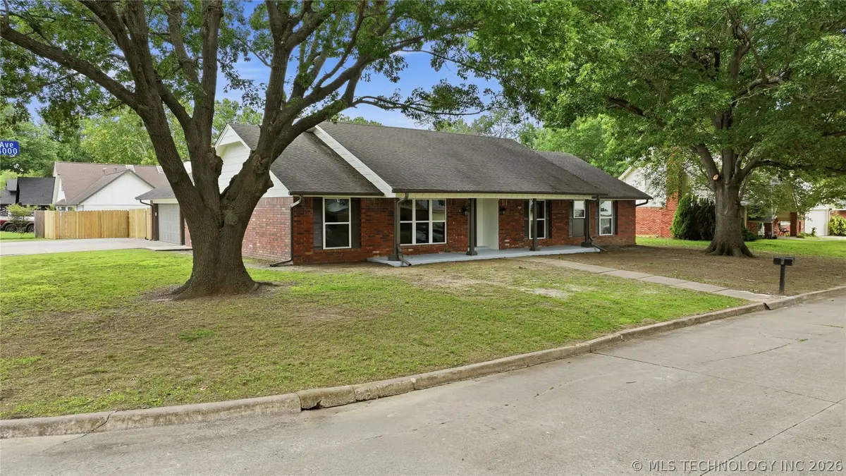 4001 S Maple Avenue, Broken Arrow, OK 74011 - #1
