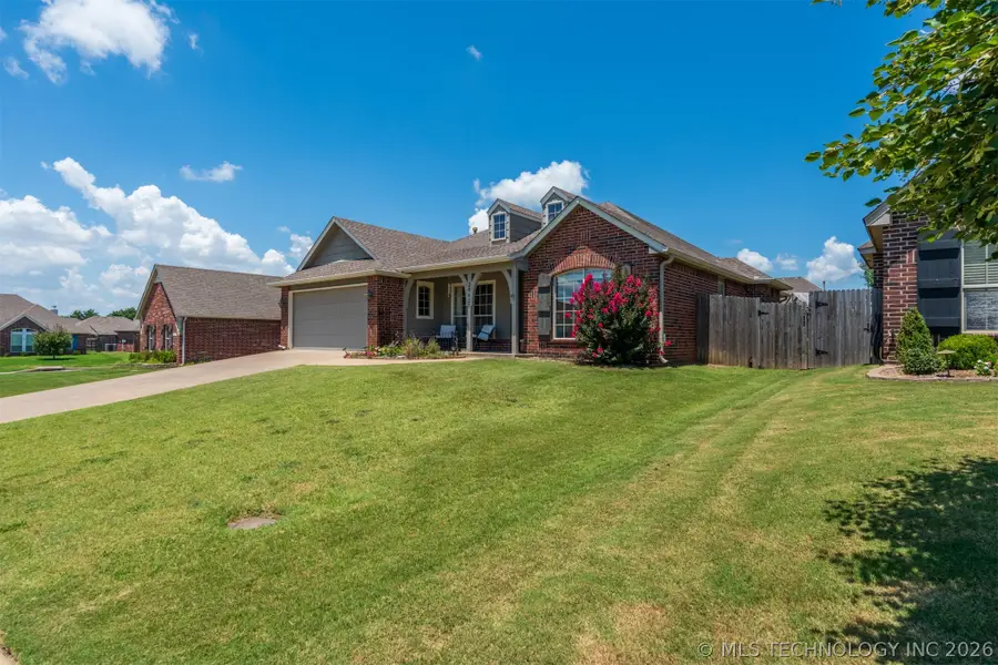 20427 E 46th Street S, Broken Arrow, OK 74014 - #3
