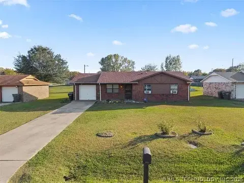 1312 12th Ne, Ardmore, OK 73401