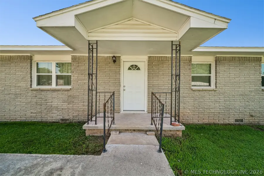 801 S D And H Street, Cleveland, OK 74020 - #2