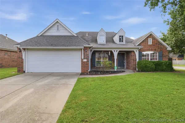 903 N Redbud Street, Jenks, OK 74037