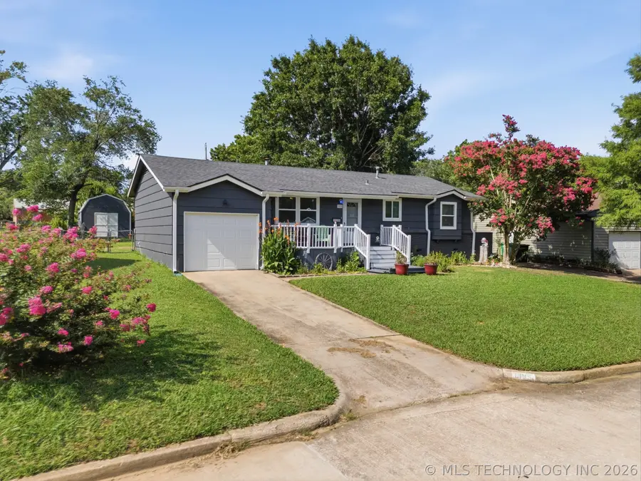 1435 E Denton Avenue, Sapulpa, OK 74066 - #2
